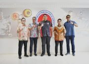 Menpora Dito Dukung Pembalap Ikuti Supercheap Auto TCR Australia Series 2024