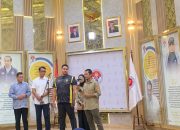 Menpora Dito Lepas Pendaki Muda Untuk Kibarkan Bendera Merah Putih di Gunung Aconcagua