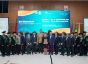 Menpora Dito Turut Hadir Promosi Doktor Kepala Biro Sri Wahyuni