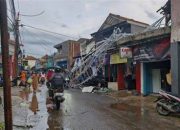 Akibat Angin Puting Beliung Ratusan Bangunan Terkena Hantaman di Kab Sumedang