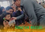 Pj Bupati Sumedang Berikan Uang “Kadeudeuh” Kepada 109 Anak Peserta Sunatan Massal