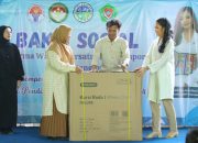 Peringati Hari Kartini, DWP Kemenpora Berikan Bantuan Kursi Roda Kepada SLB YDBA