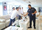 Menpora Dito Terima Tim Polo Berkuda Indonesia di Lantai 10 Kemenpora