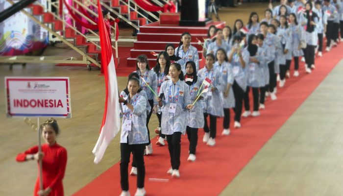 Baju Tradisional Indonesia Turut Warnai Opening 13th ASEAN Schools Games 2024 di Da Nang, Vietnam
