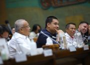 Ikuti Raker Dengan Komisi X dan III DPR RI, Menpora Dito Tegaskan Proses Naturalisasi Akan Diperketat