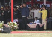 Menpora Dito Ikuti Upacara Peringatan HUT Ke-79 RI di Lapangan Sepakbola Pula Pramuka