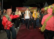 Pembukaan Festival Olahraga Tradisional Tingkat Nasional XIII Tahun 2024 Berlangsung Dengan Meriah