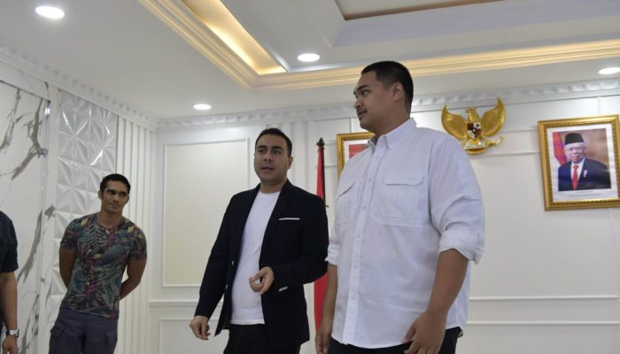 Menpora Dito Terima Audiensi Asosiasi Olahraga Kombat Indonesia