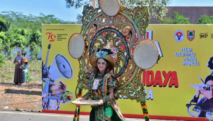 33 Provinsi Ramaikan Pawai Budaya Nusantara Pada Pekan Kreativisia Pemuda Indonesia