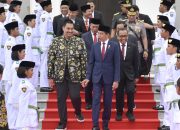 Menpora Dito Dampingi Presiden Jokowi Kukuhkan 76 Anggota Paskibraka di IKN