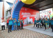 Kemenpora Gelar Acara Jalan Sehat dan Senam Bersama Dengan FORSES dan FORKOMSAM