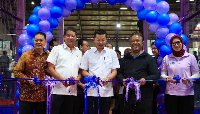 Wamenpora Resmikan Gedung Filari Sport Center