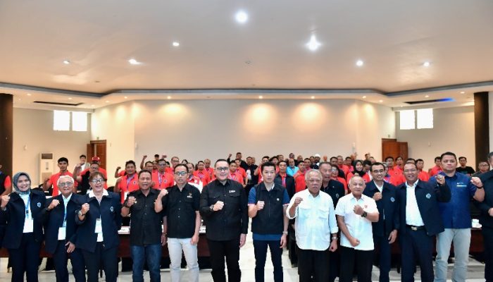 Wamenpora RI Taufik Hidayat Buka Rapat Anggota PB PODSI