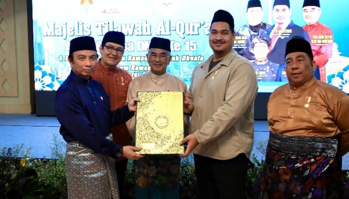 Pererat Persaudaraan Antarbangsa, Menpora Tutup Majelis Tilawah Al-Qur’an DMDI